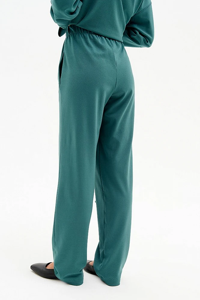 Брюки трикотажные прямые