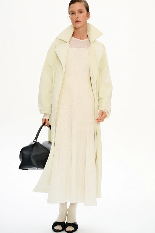 Платье миди приталенное из ажурного трикотажа (20% шерсть, 52% акрил, 28% нейлон Молочный; Размер: L)