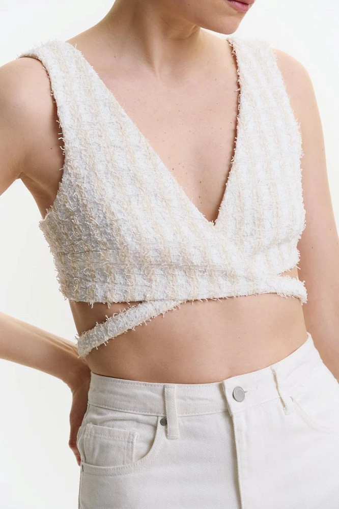 Топ на запахе