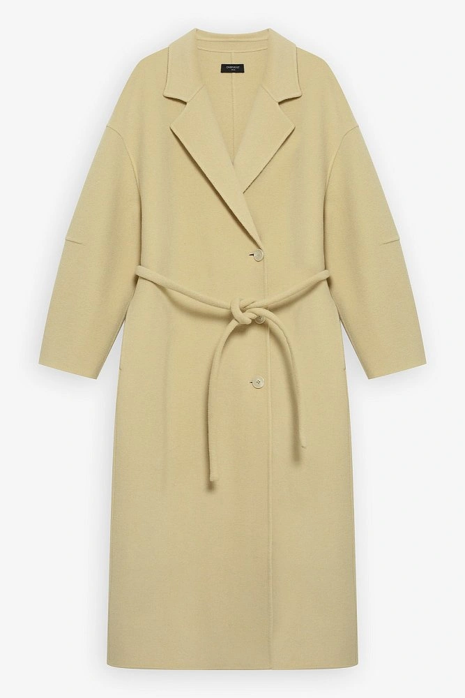 Пальто из шерсти с поясом