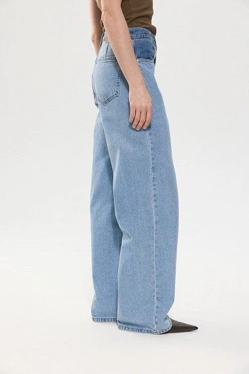 Джинсы прямого кроя со средней посадкой