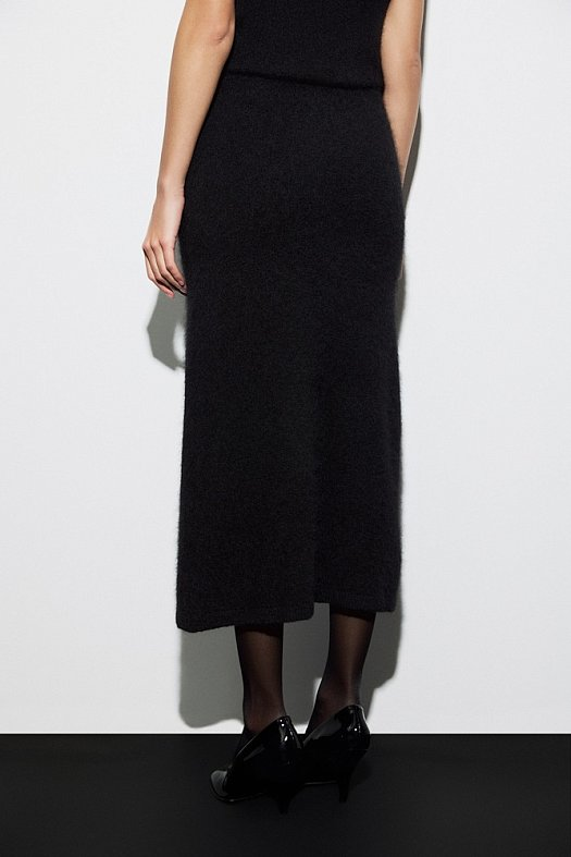 Юбка вязаная из альпака (55% альпака, 24% акрил, 19% нейлон, 2% эластан Черный; Размер: L)