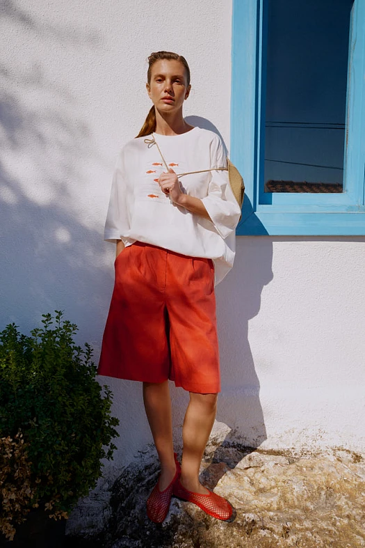 Бермуды изо льна (55% лен, 42% вискоза, 3% п/э Красный; Размер: M)