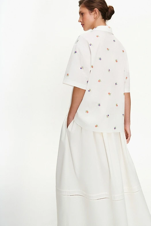 Рубашка из хлопка с вышивкой (Хлопок вышивка цветы арт.2017 Белый 100% хлопок; Размер: L)