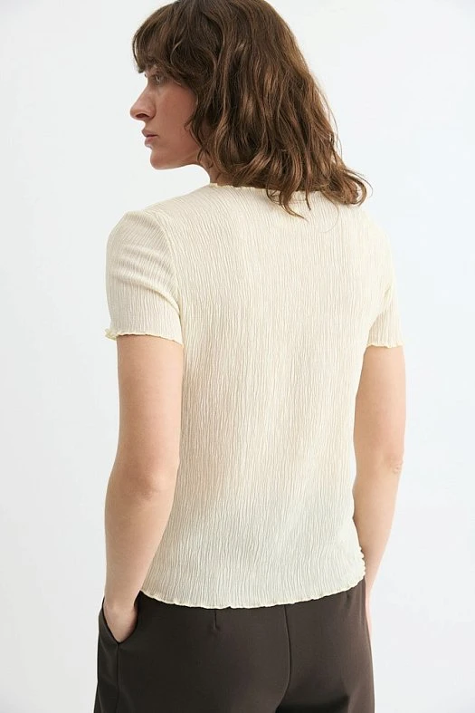 Футболка из фактурной ткани (Трикотаж фактурный арт.1935 Светло-желтый 60% лиоцел, 35% п/э, 5% эластан; Размер: M)