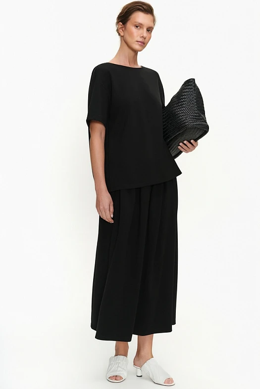 Юбка миди из трикотажа (Трикотаж тонкий арт.2015 Черный 36% тенсел, 49% нейлон, 6% эластан; Размер: L)