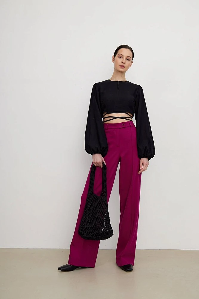 Блуза укороченная на завязках