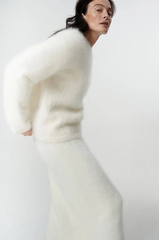 Джемпер из шерсти ангоры (75% ангора, 5% шерсть, 20% нейлон Молочный; Размер: XS-S)