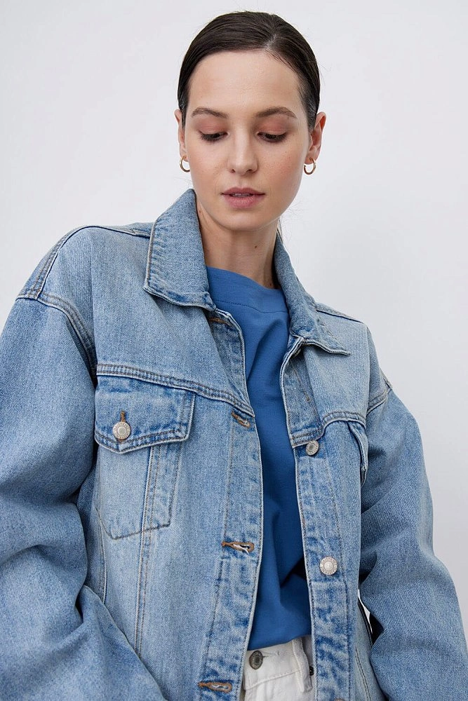 Джинсовая куртка