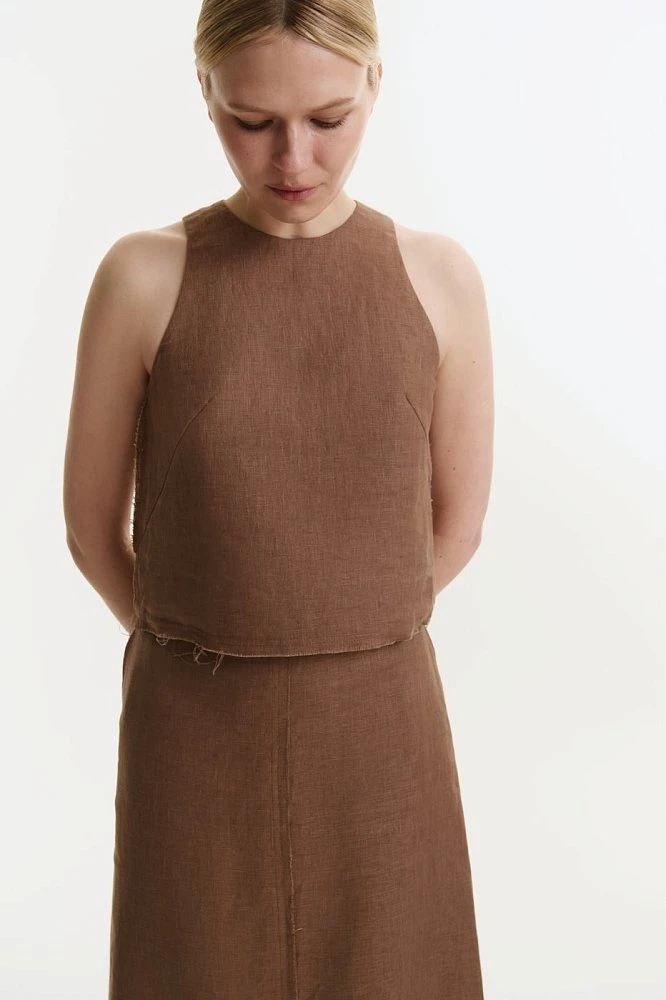 Топ изо льна с необработанным краем