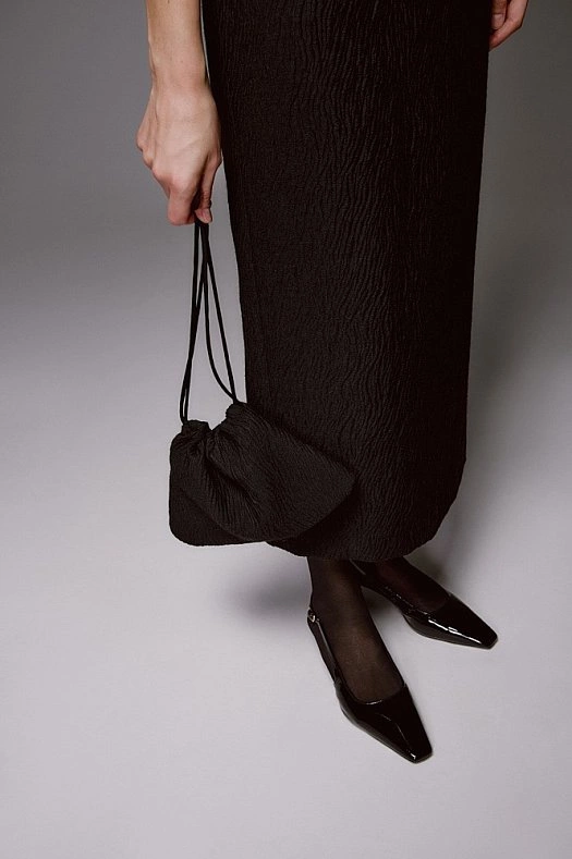 Сумка-кисет из итальянской фактурной шерсти (Шерсть фактурная арт.1787 Черный 52% шерсть, 46% п/э, 2% эластан; Размер: OS)