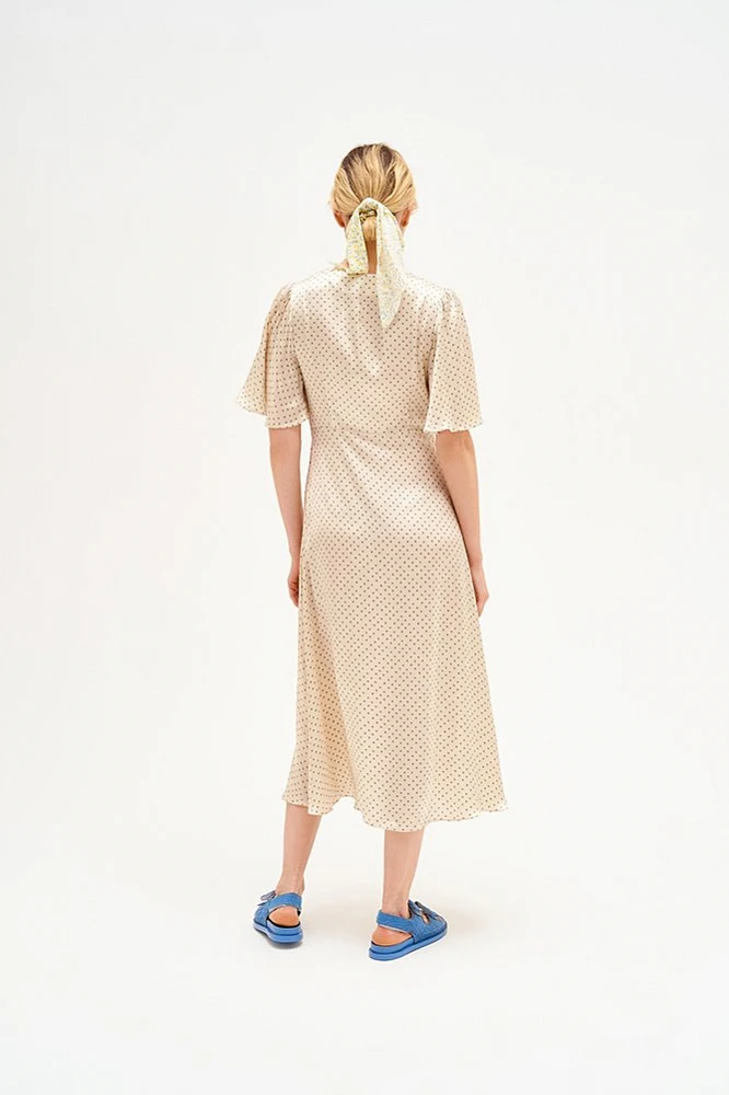 Платье с фигурной кокеткой