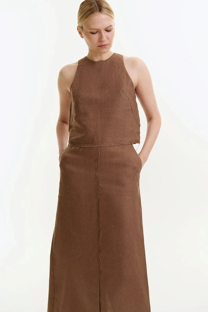 Топ изо льна с необработанным краем