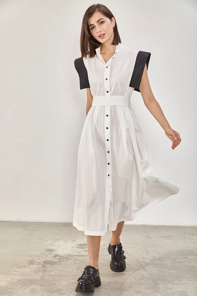 Платье с квадратными рукавами