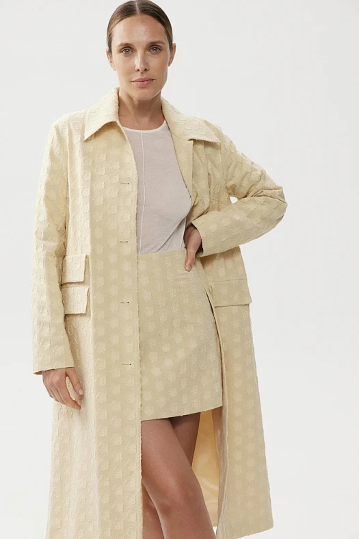 Тренч из хлопкового жаккарда с цветами (Хлопок фактурный цветы арт.1818/1 Сливочный 90% хлопок, 10% п/э; Размер: L)