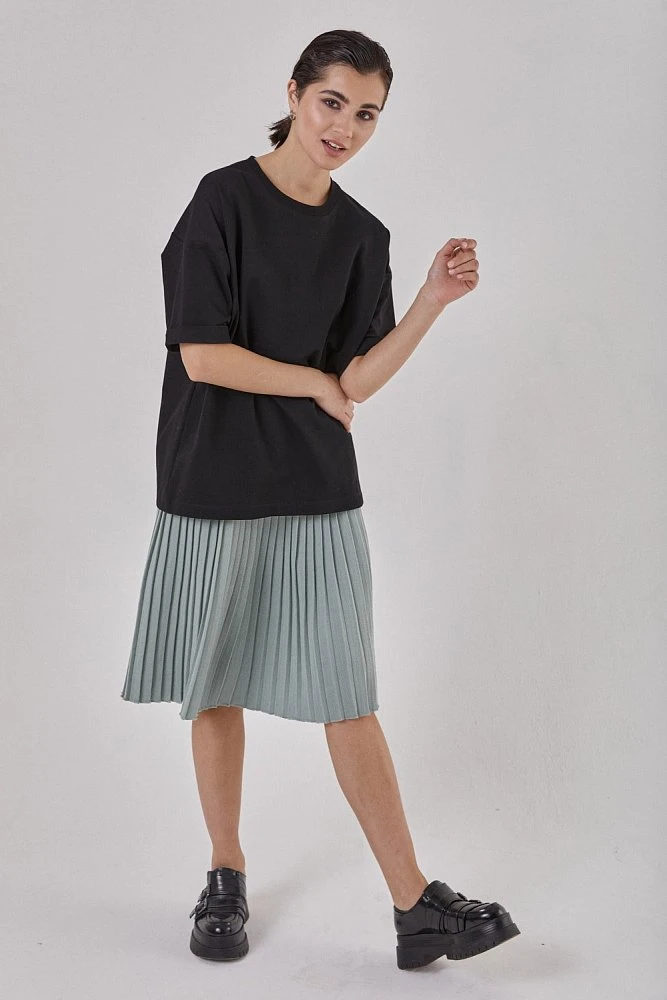 Футболка оверсайз с фигурной кокеткой