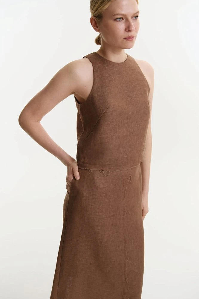 Топ изо льна с необработанным краем