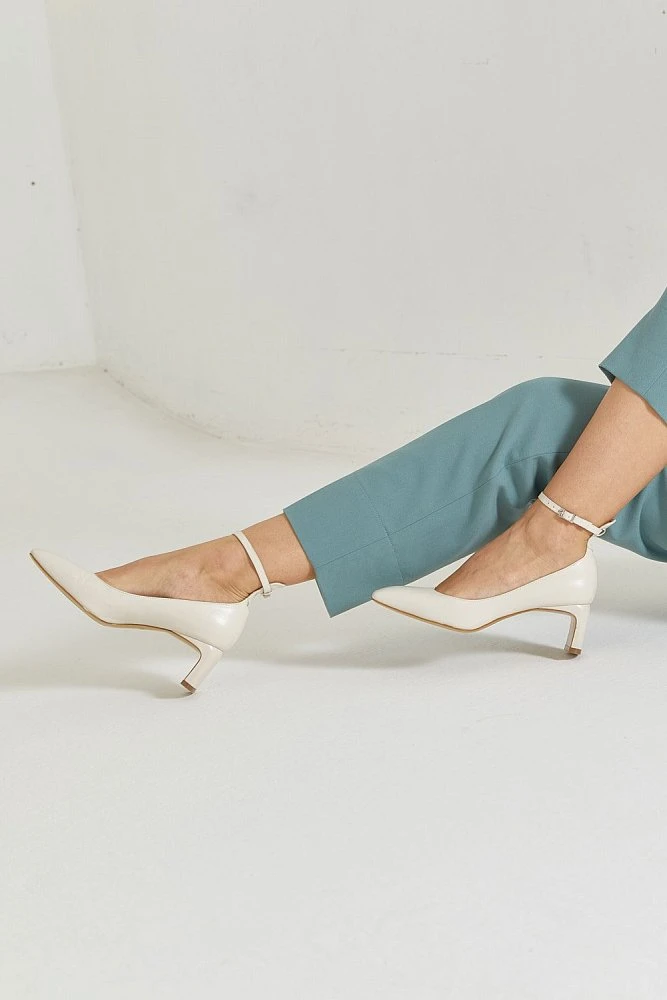 Туфли с ремешками