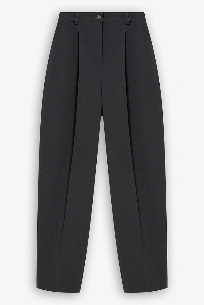 Брюки зауженные О-силуэта