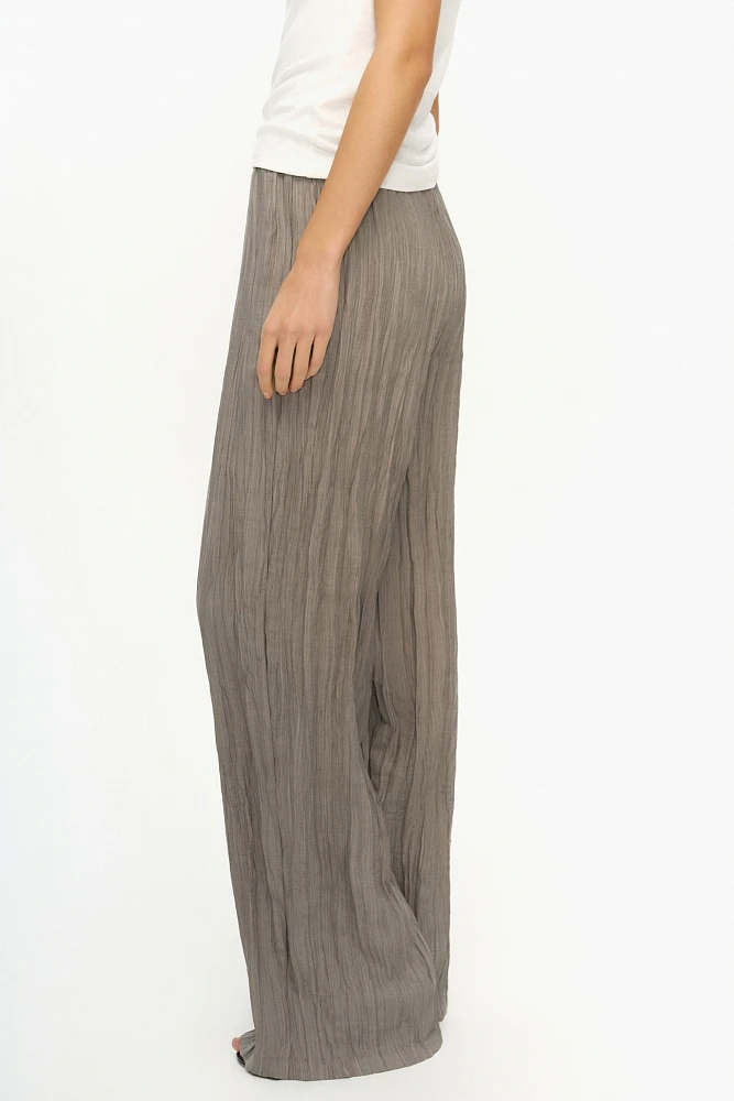 Брюки из струящейся жатой вискозы