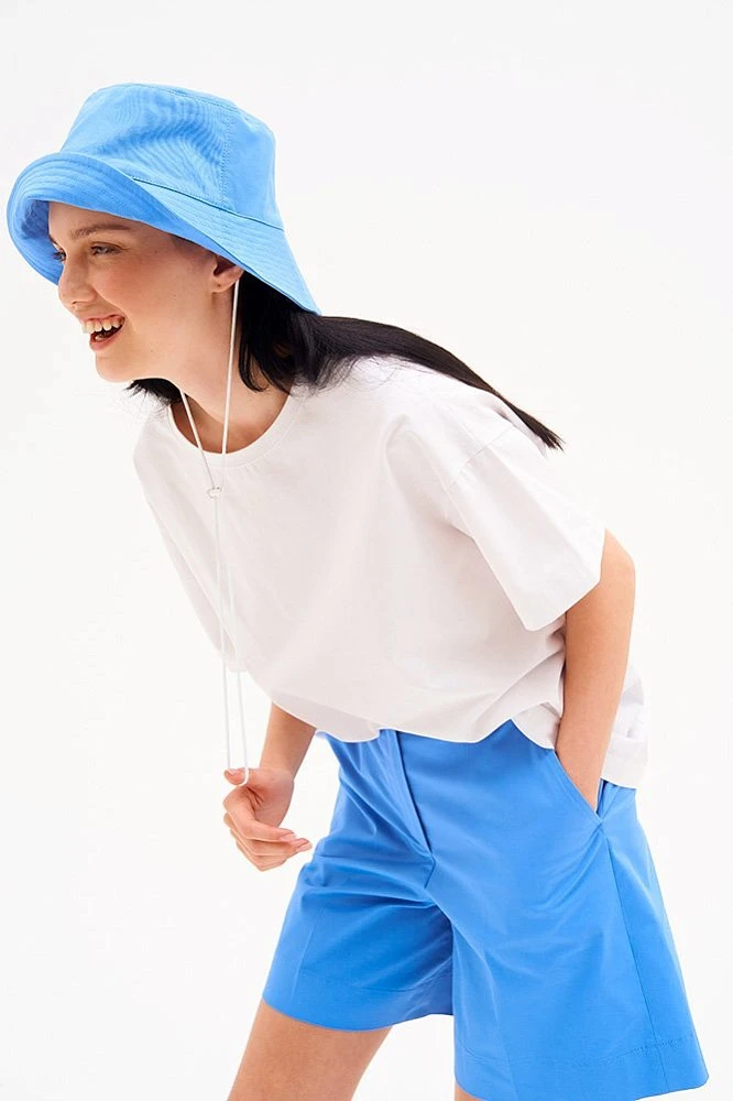 Панама со шнуром и фиксатором