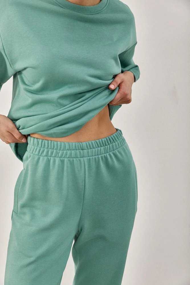 Брюки джоггеры с манжетами
