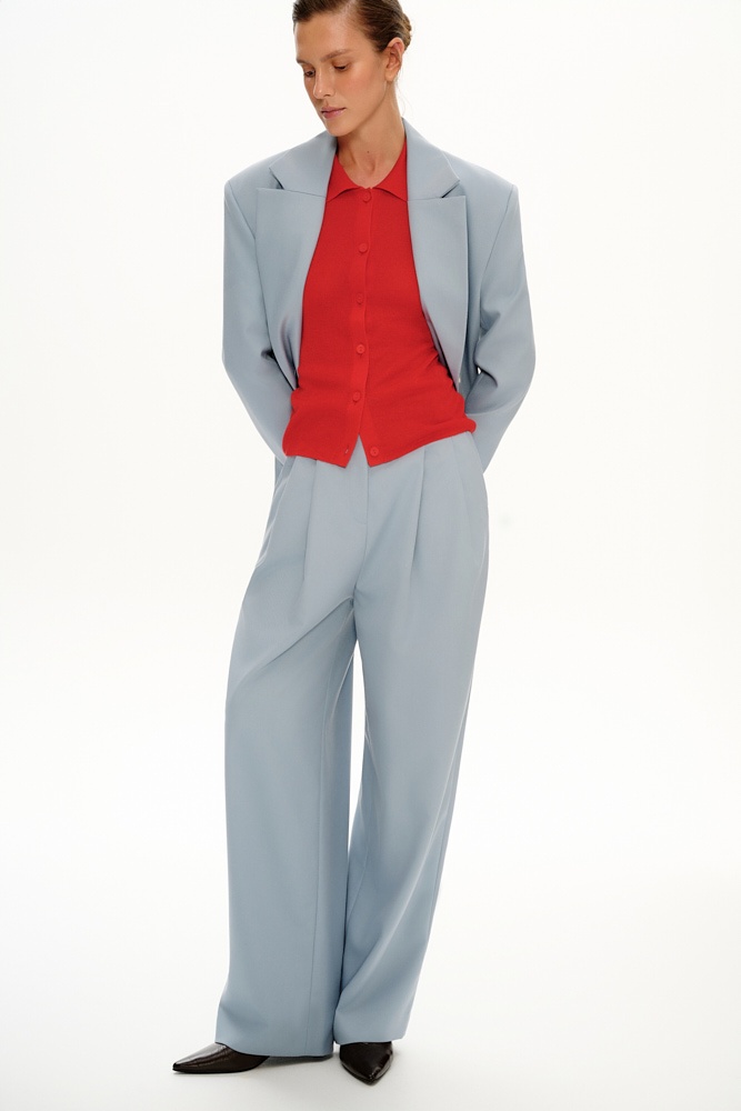 Брюки широкие со складками 12300₽