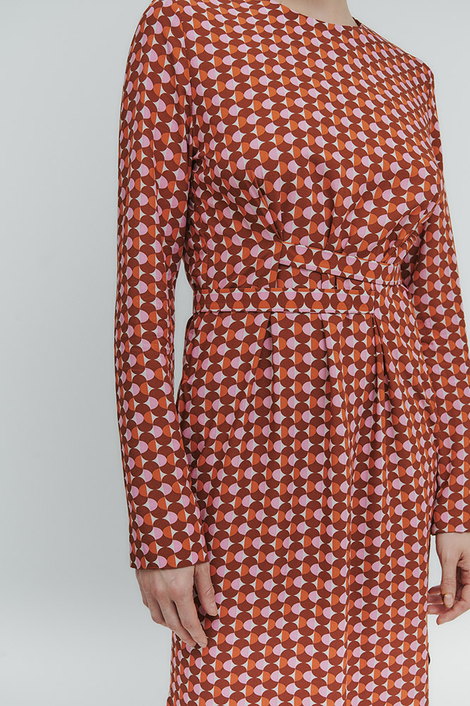 GS Платье с асимметричными поясами