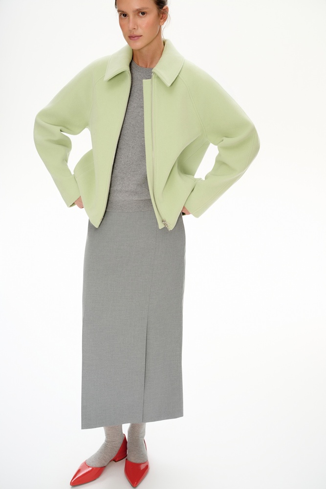 Пальто укороченное из шерсти с кашемиром 25890₽