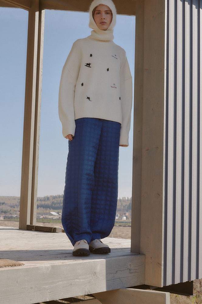 Брюки стеганные утепленные 12890₽