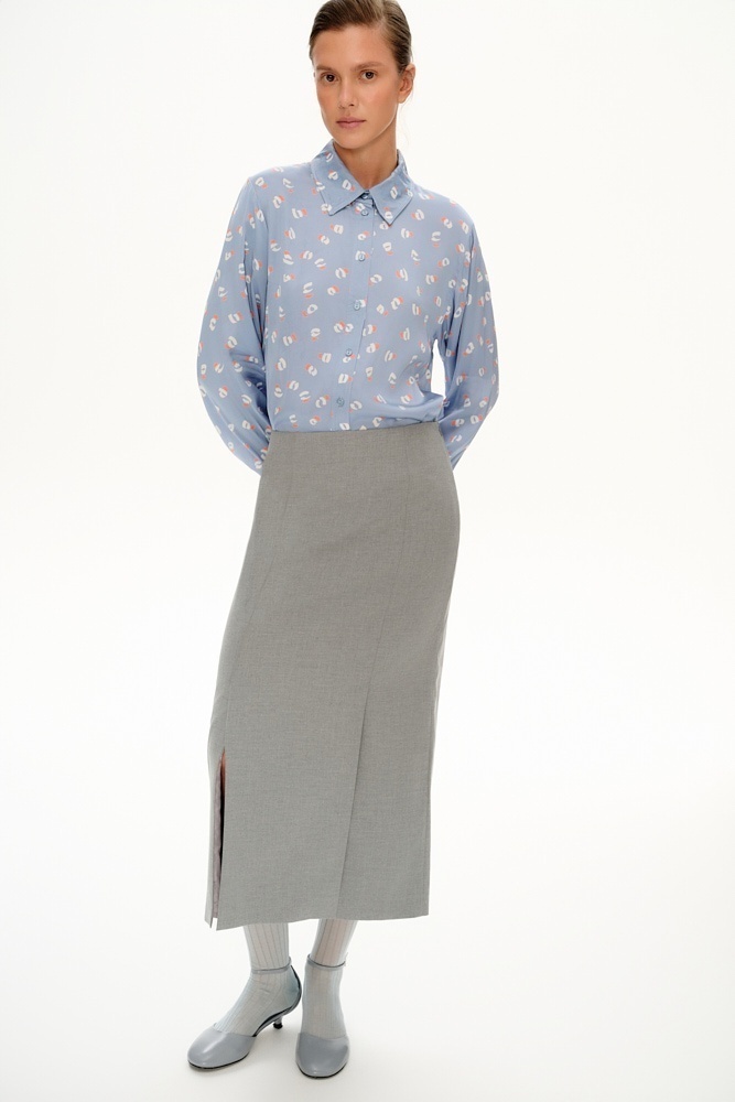 Рубашка прямая с отстрочками 8870₽