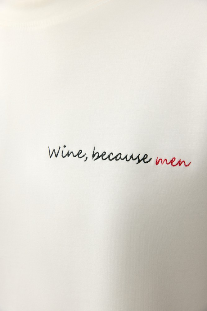 Свитшот из смесового хлопка с вышивкой Wine, because men Свитшот из смесового хлопка с вышивкой Wine, because men