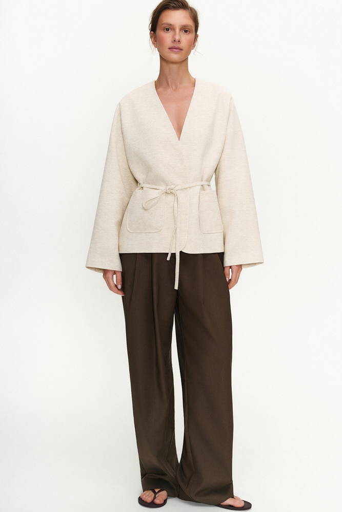 Жакет с поясом из хлопка со льном 19500₽