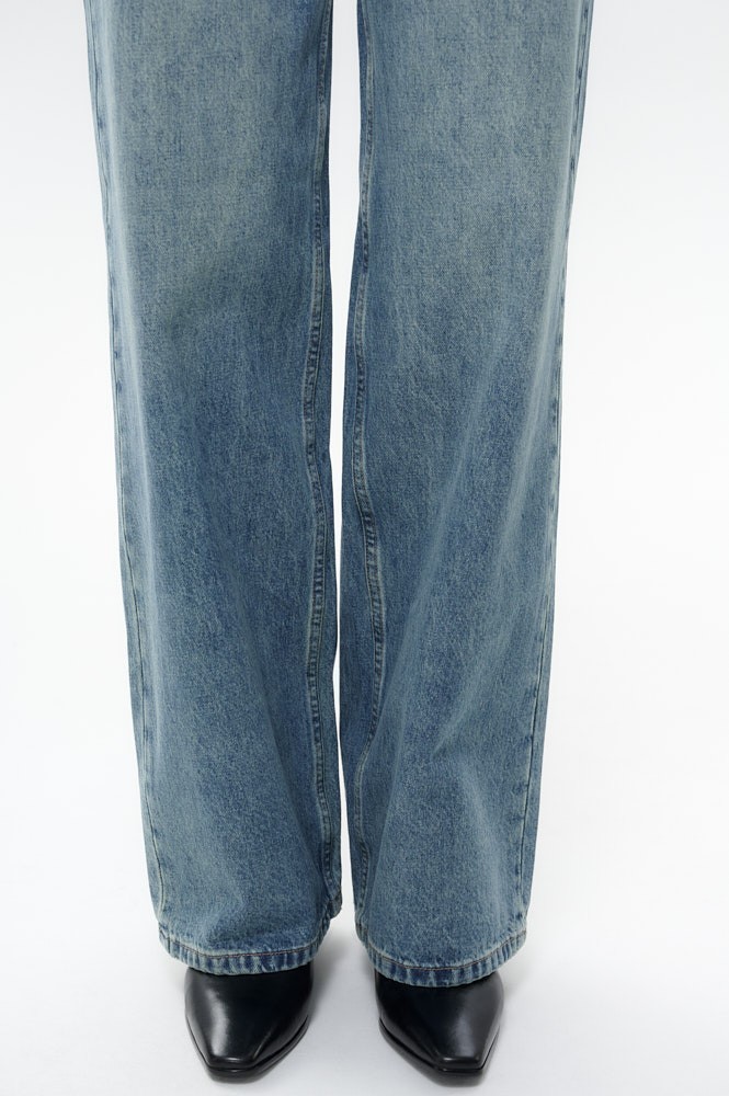Джинсы Wide leg с винтажным эффектом Джинсы Wide leg с винтажным эффектом