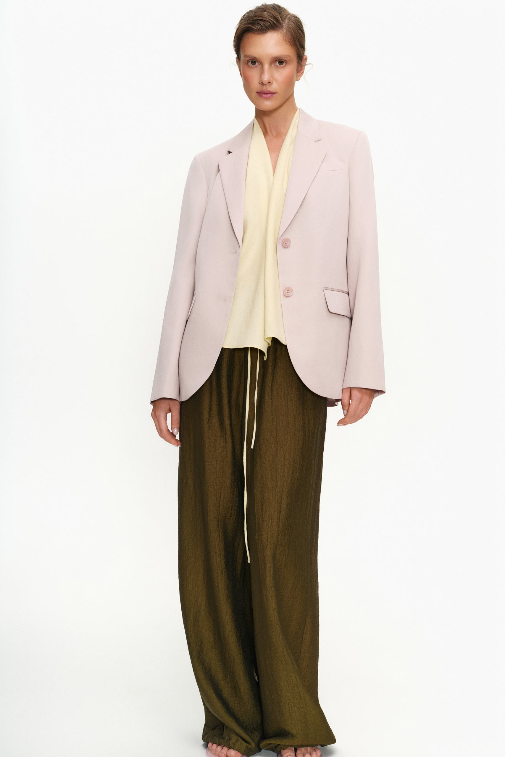 Жакет однобортный из ткани со льном 21870₽