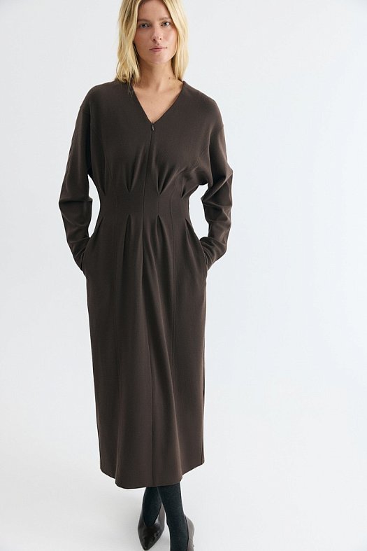 Платье силуэт песочные часы из премиальной итальянской шерсти (Шерсть костюмная арт.1938 Шоколадный 98% шерсть, 2% эластан; Размер: M)