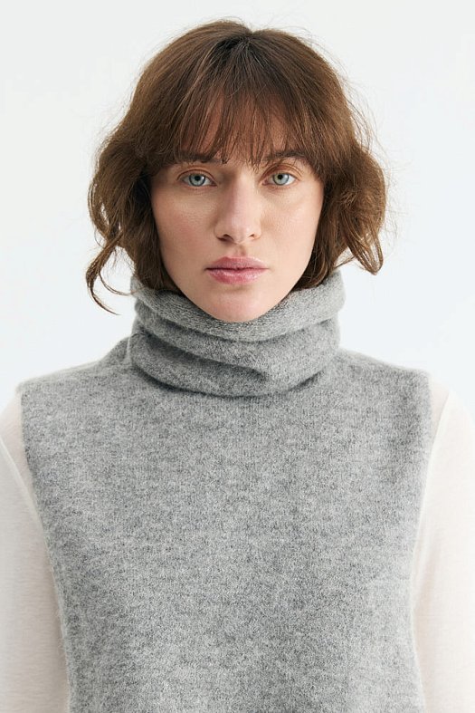 Манишка из шерсти альпака (55% альпака, 24% акрил, 19% нейлон, 2% эластан Светло-серый; Размер: OS)